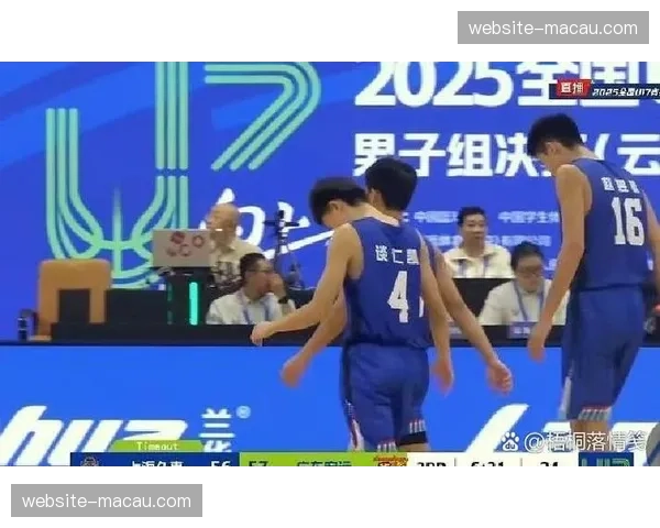 雷霆对手场均命中14.3记三分 压迫防守策略牺牲外线覆盖